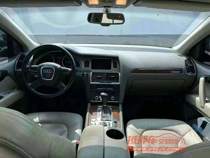 邢台10年奥迪Q78