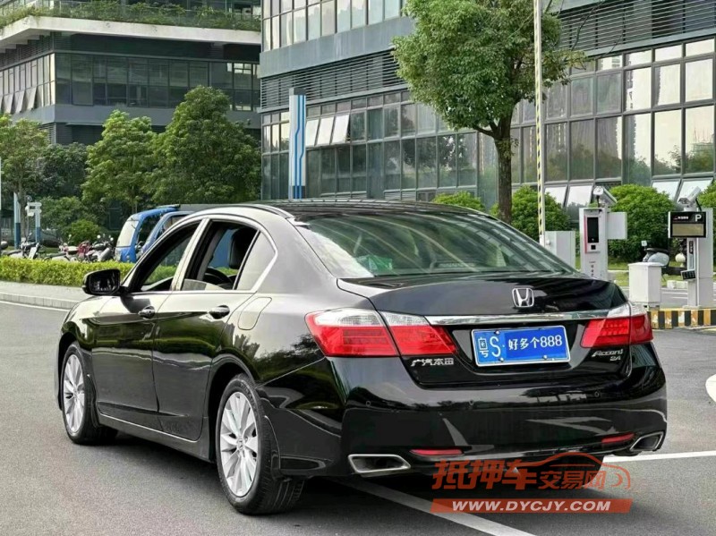 东莞14年本田雅阁8