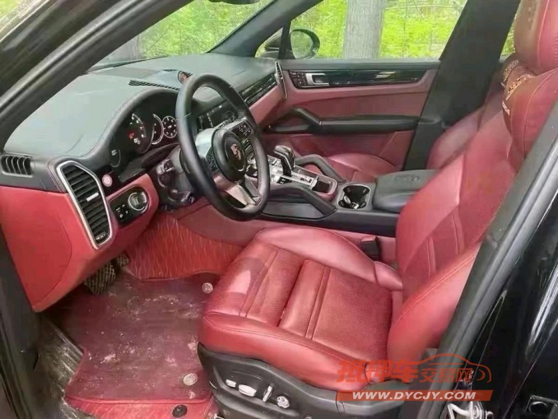 潍坊18年保时捷卡宴4