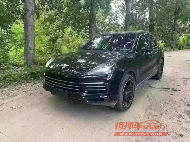 潍坊18年保时捷卡宴6