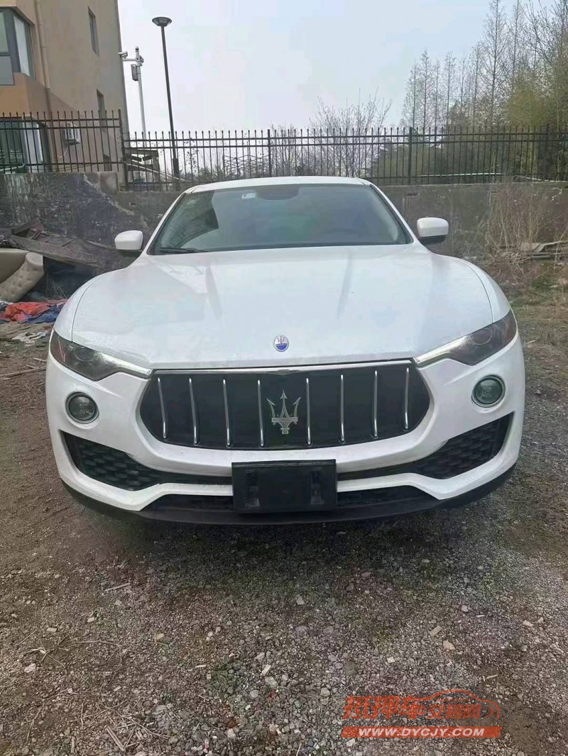 潍坊18年玛莎拉蒂Levante1