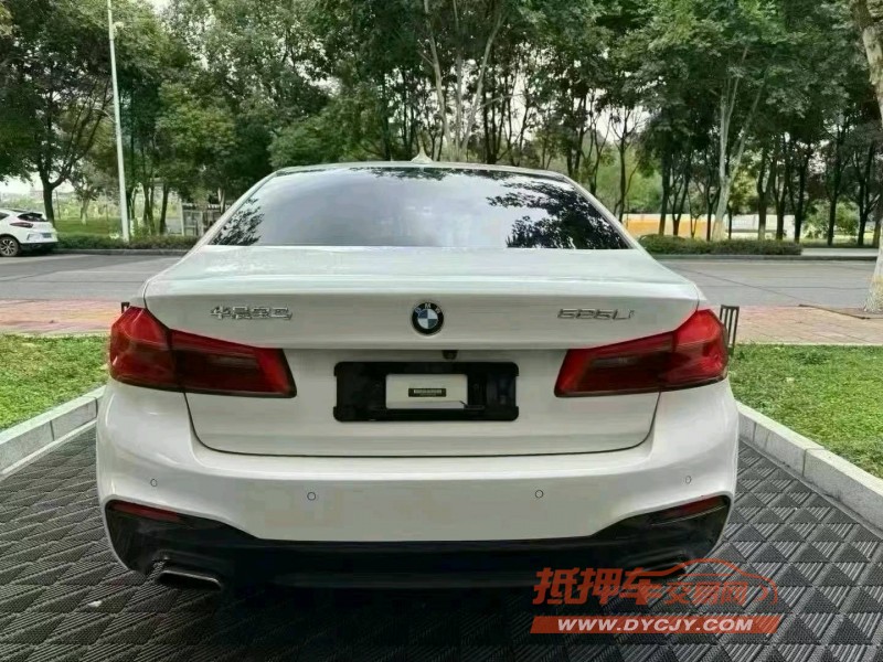 潍坊18年宝马5系9