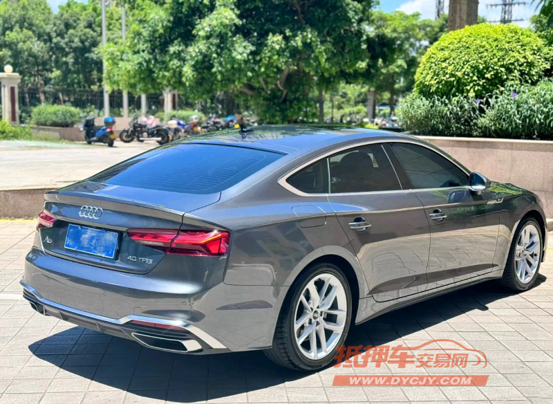 重庆19年奥迪A58
