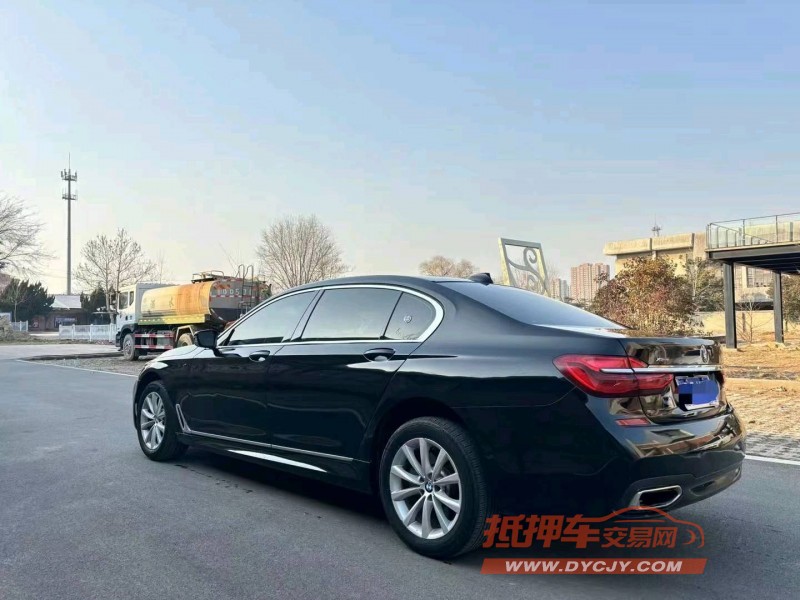 枣庄19年宝马7系8