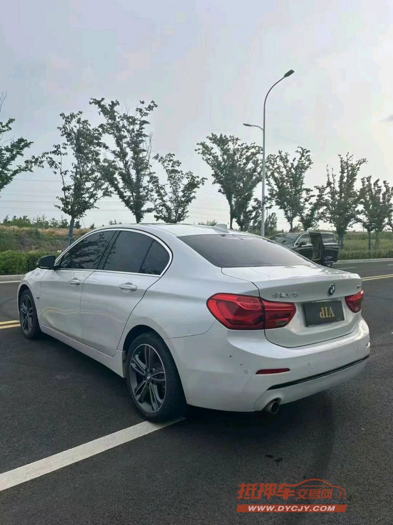 徐州17年宝马1系8