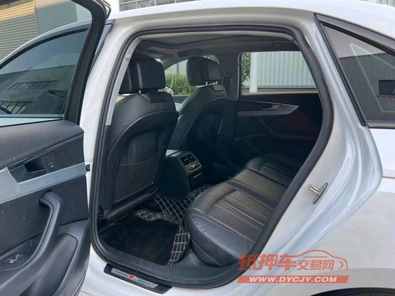 徐州21年奥迪A4L5