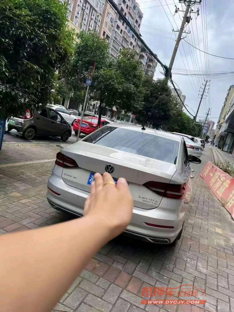 广州21年大众朗逸8