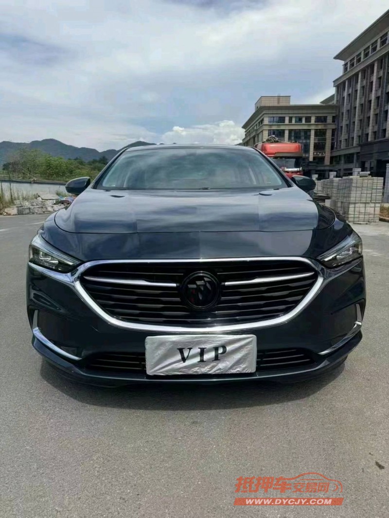 重庆20年别克君越1