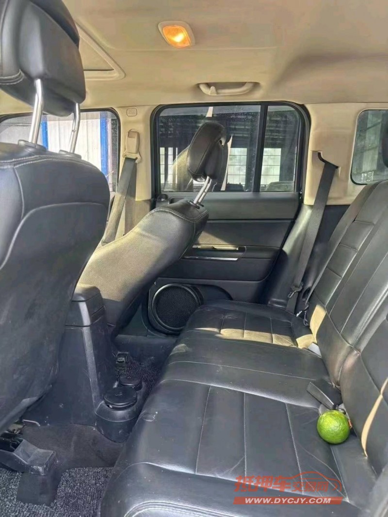 菏泽15年Jeep自由客5