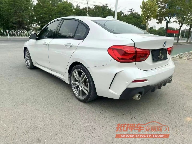 徐州19年宝马1系4