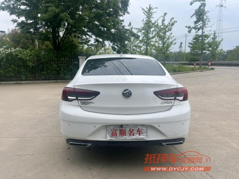 徐州21年别克君威6