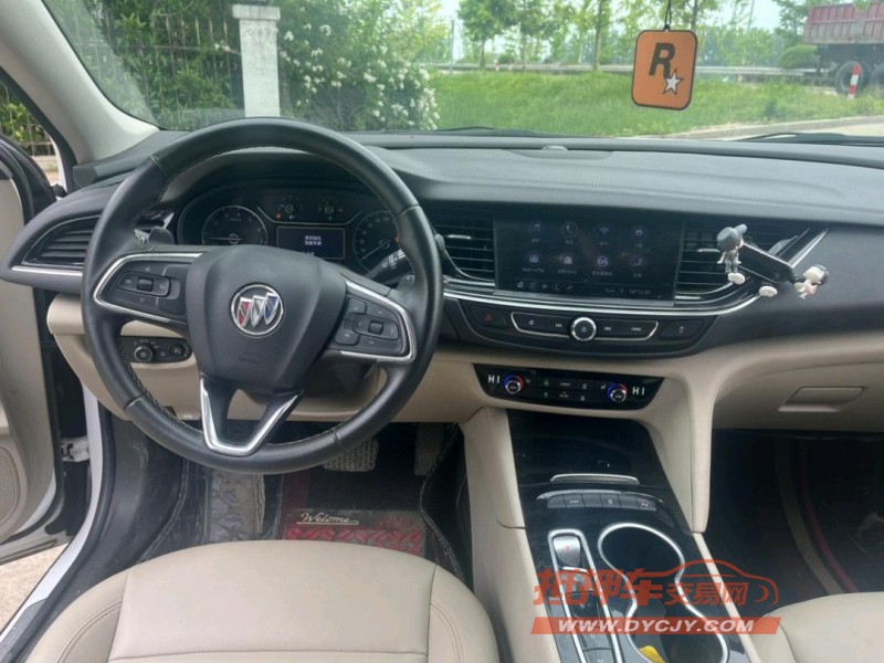 徐州21年别克君威9