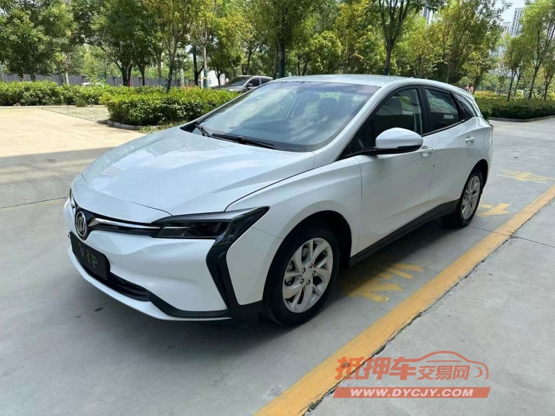 济宁24年别克微蓝2