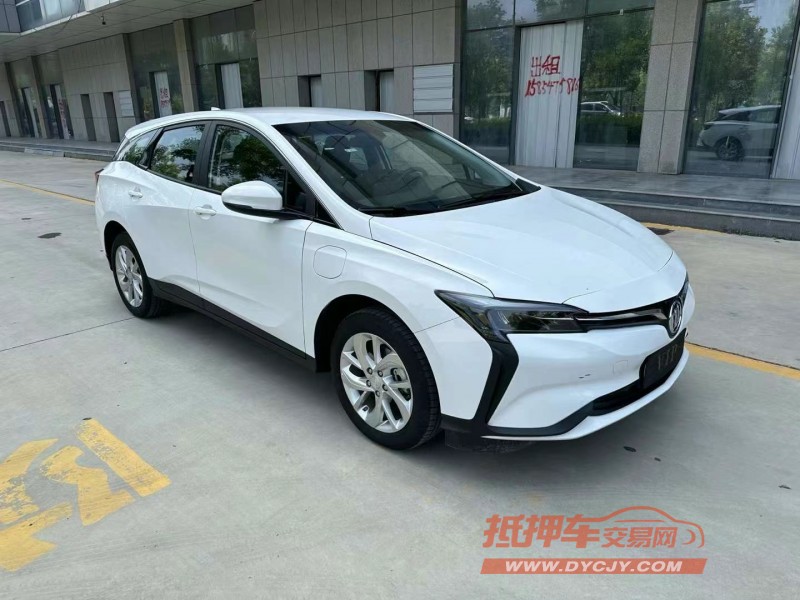 济宁24年别克微蓝3