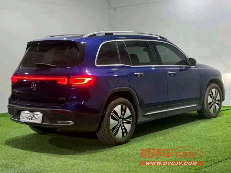 保定23年奔驰EQB3