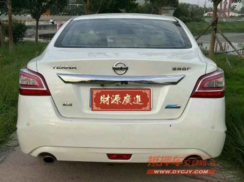 新鄉15年日產天籟6