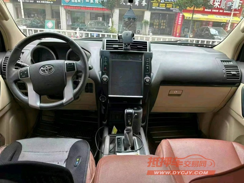 武汉15年丰田普拉多4