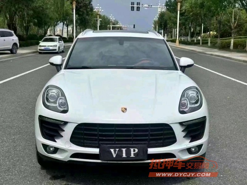 潍坊16年保时捷Macan1