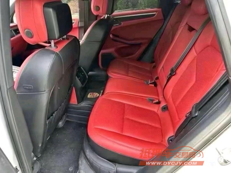 潍坊16年保时捷Macan7