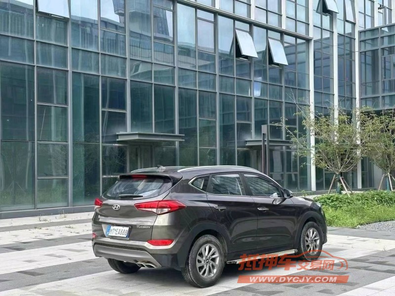 潍坊17年现代途胜7