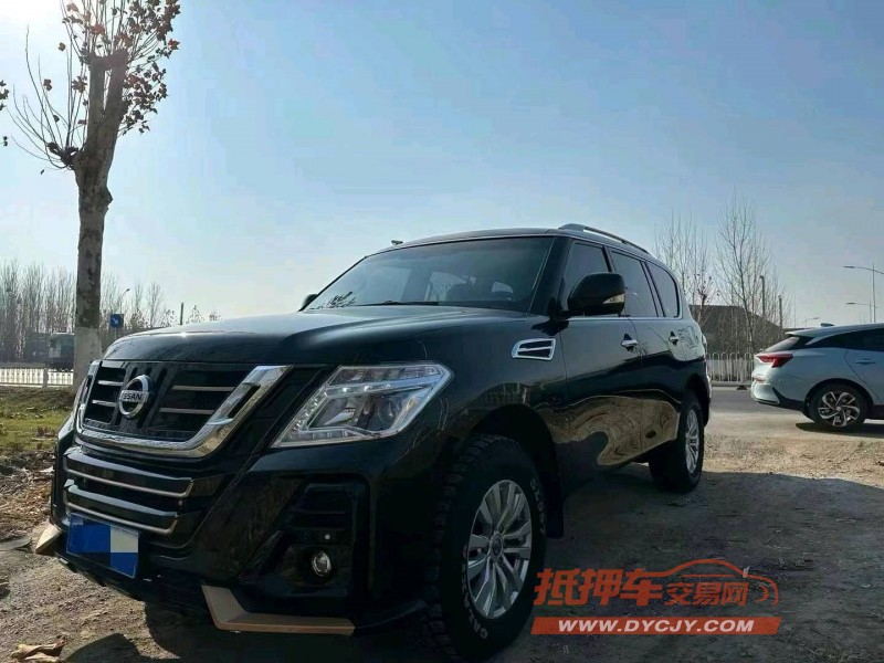 潍坊18年日产途乐8