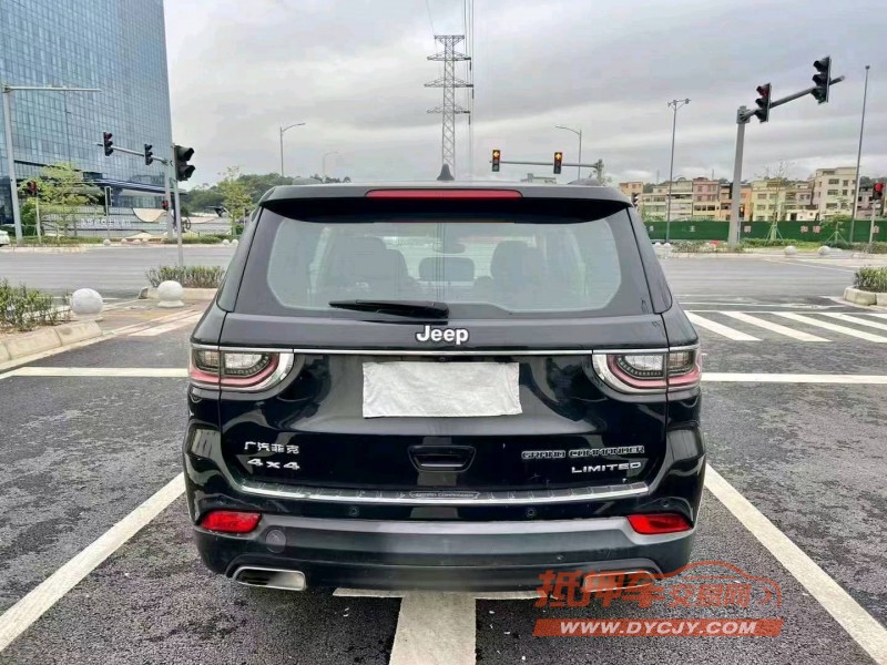 清遠19年Jeep指揮官2