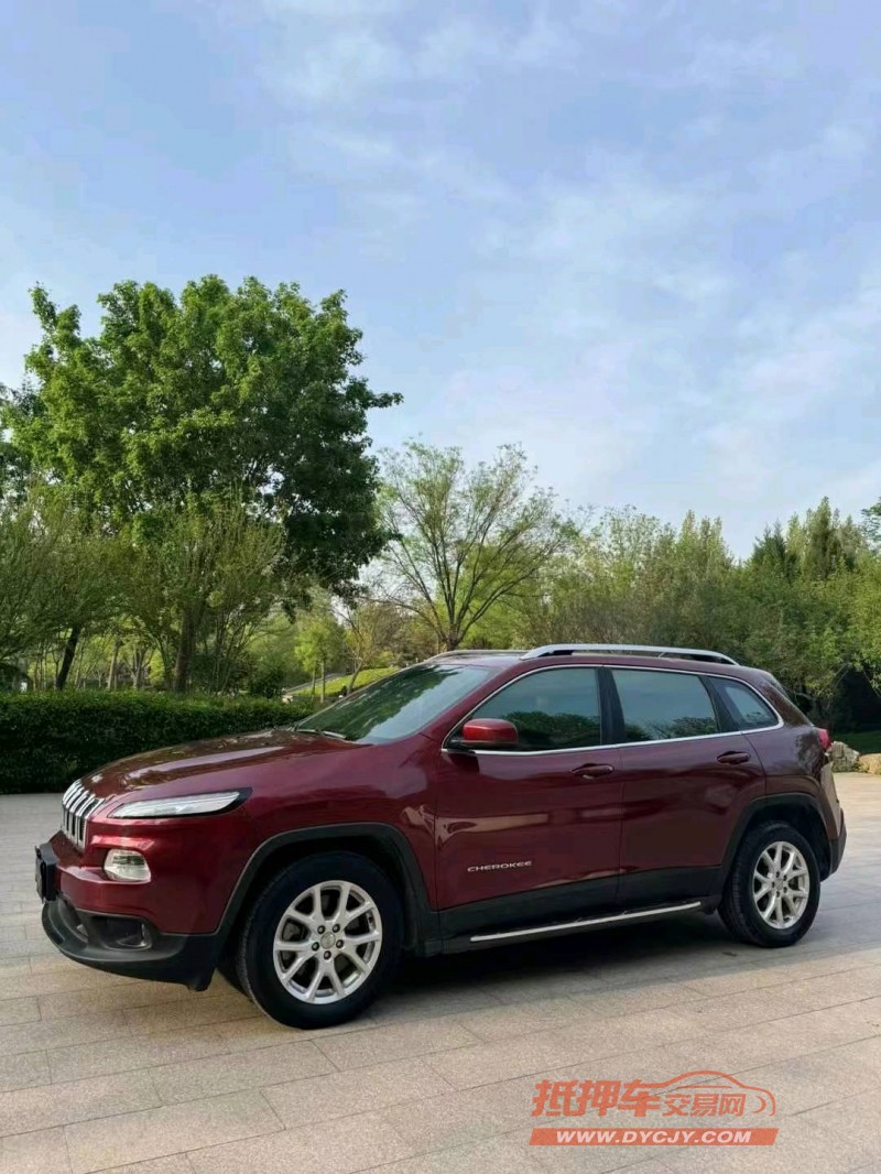 邢台16年Jeep自由光2