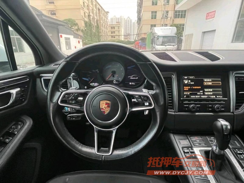 广州15年保时捷Macan8