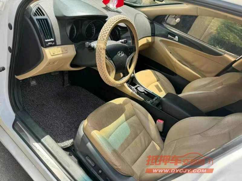 潍坊13年现代索纳塔八5