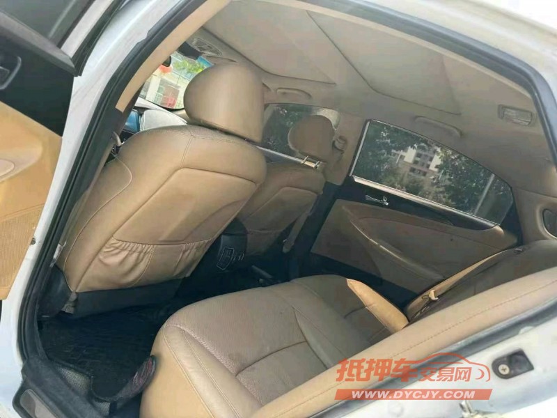 潍坊13年现代索纳塔八8