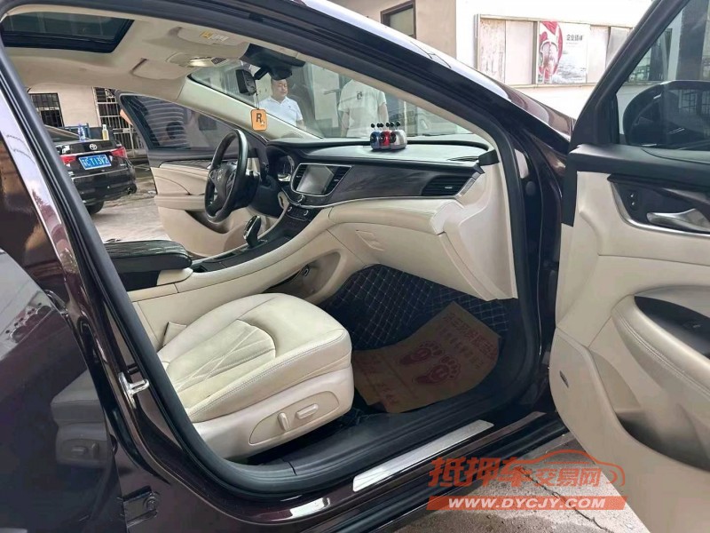 徐州22年别克君越6