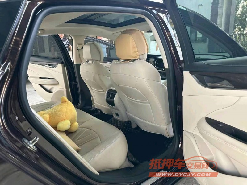 徐州22年别克君越7