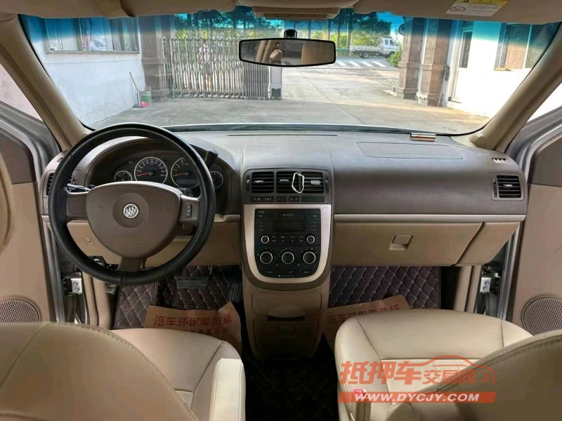 徐州16年别克GL85