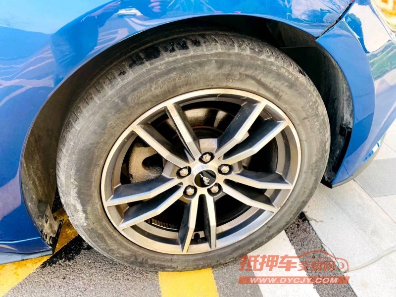 青岛17年福特野马5