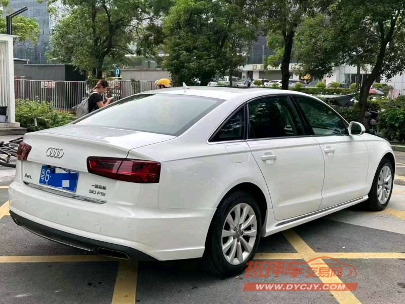 深圳16年奥迪A6L8