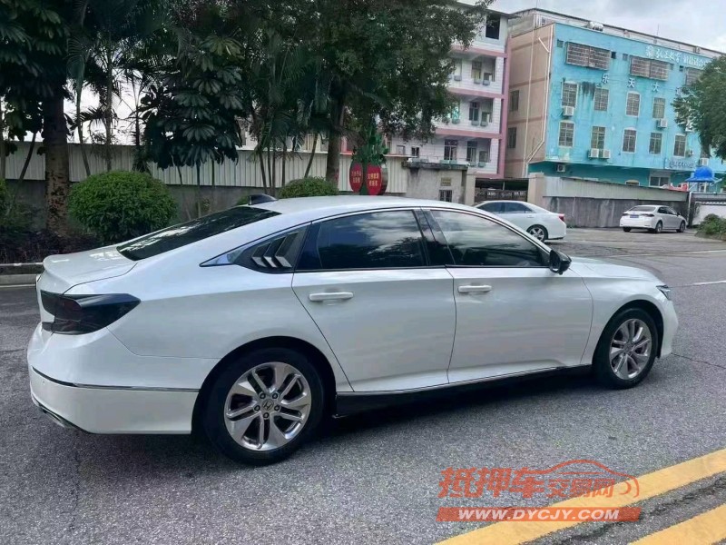 江门18年本田雅阁7