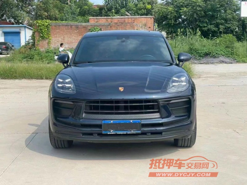 紹興22年保時捷Macan1