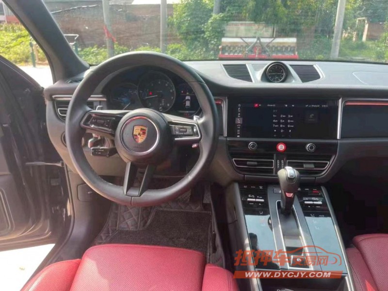 紹興22年保時捷Macan6