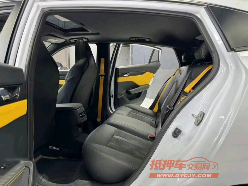 成都23年东风奕炫5