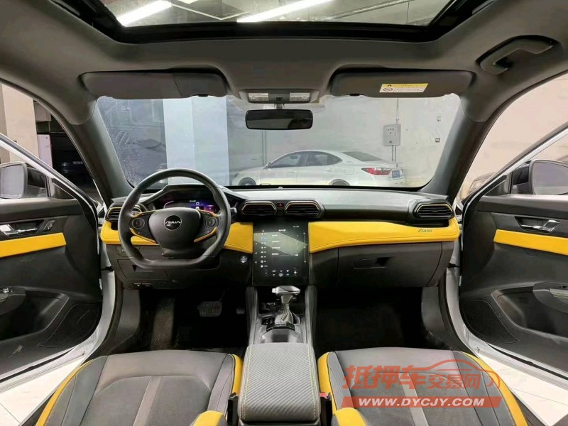 成都23年东风奕炫6