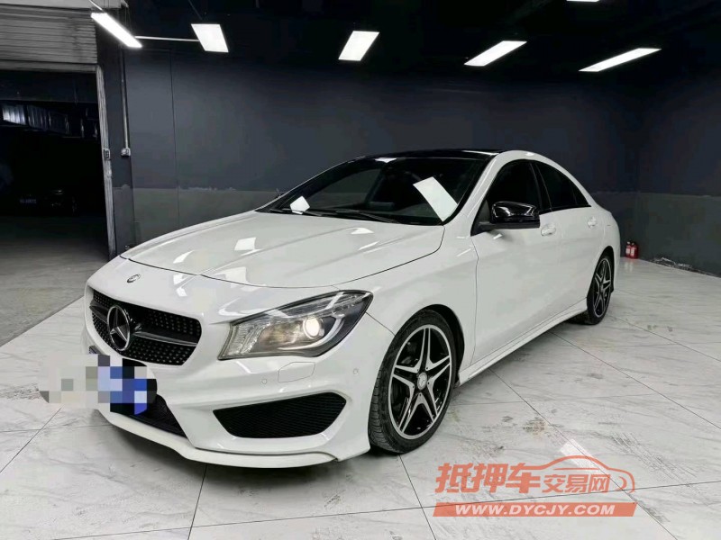 成都15年奔驰CLA3