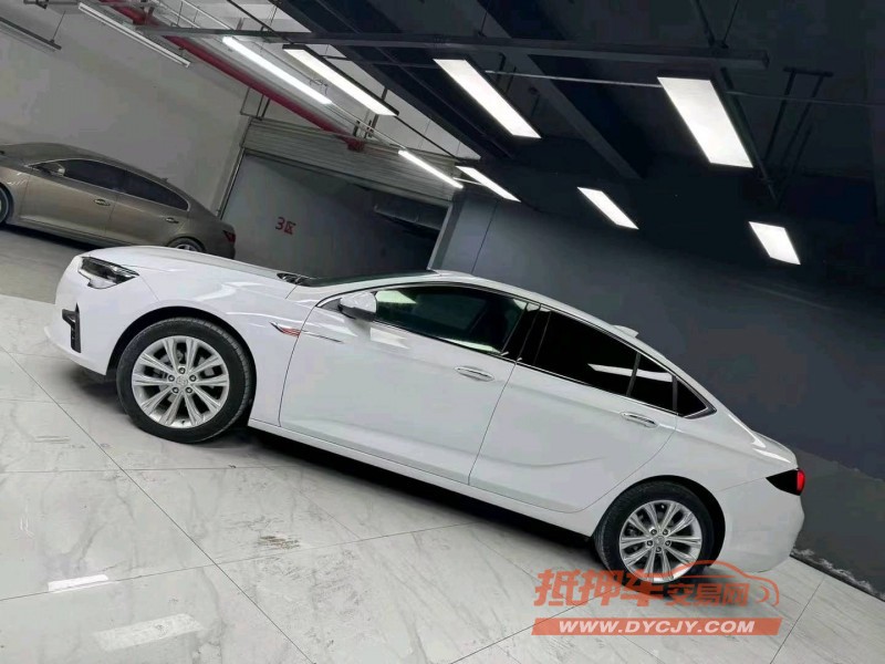 成都22年别克君威3