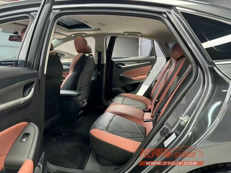 成都22年长安汽车逸动5