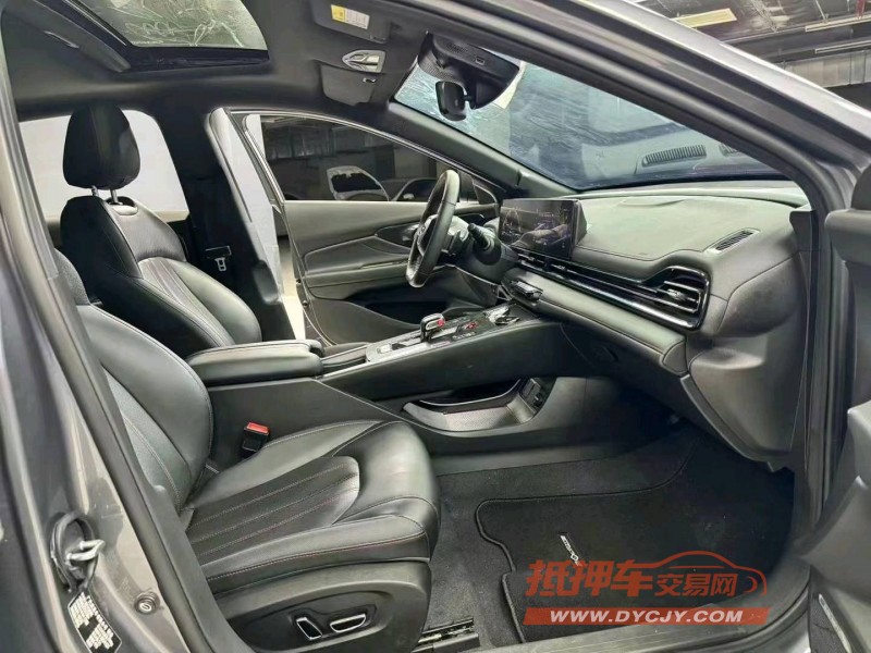 成都24年传祺影豹4