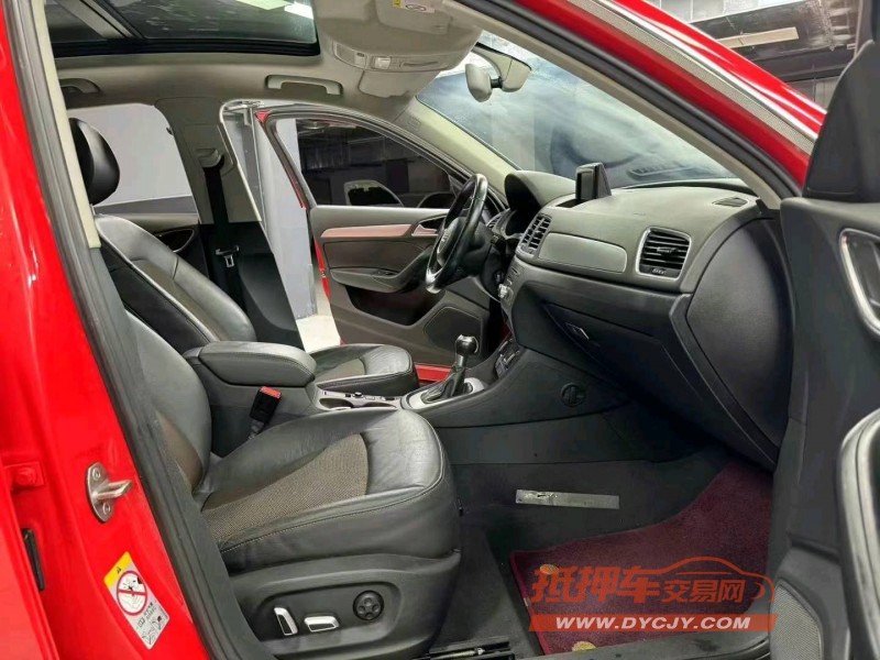 成都16年奥迪Q34