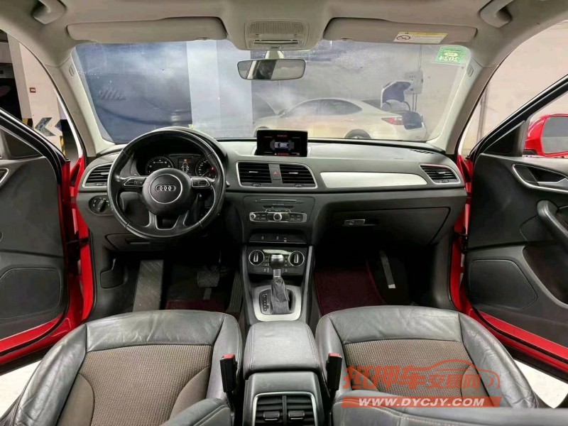 成都16年奥迪Q37