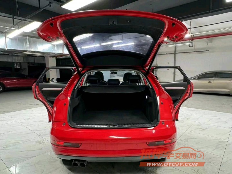 成都16年奥迪Q39