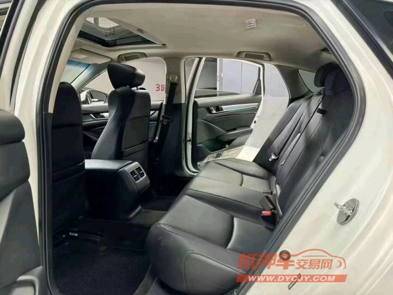 成都20年本田雅阁7