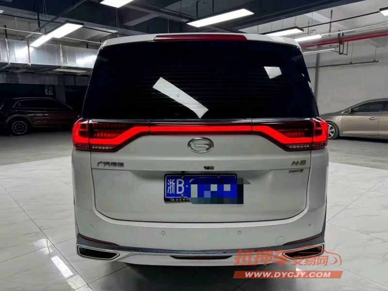 成都23年传祺M86