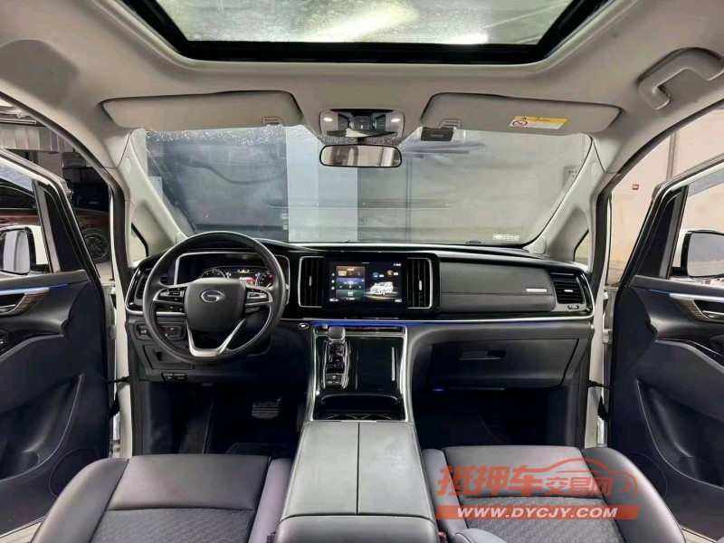 成都23年传祺M88